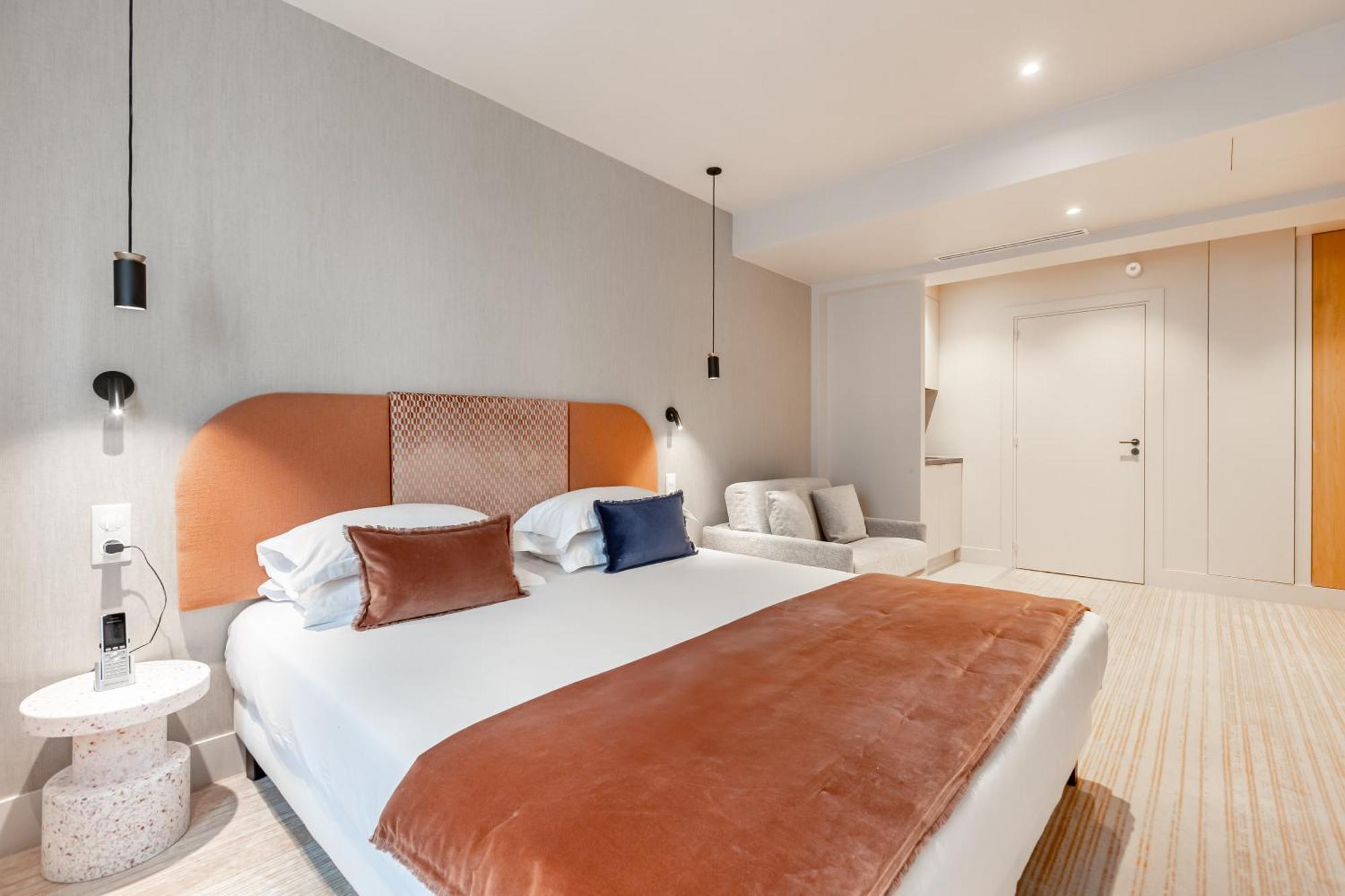 Hotel Fl By Sweett 4*