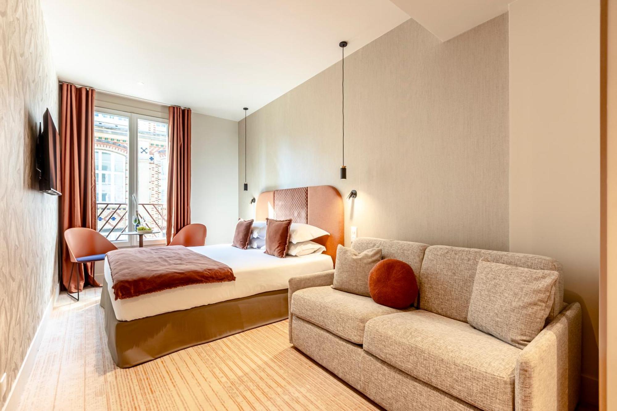 Fl By Sweett Hotel 4*